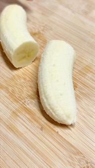 バナナ バナナ,切る,果物の写真素材