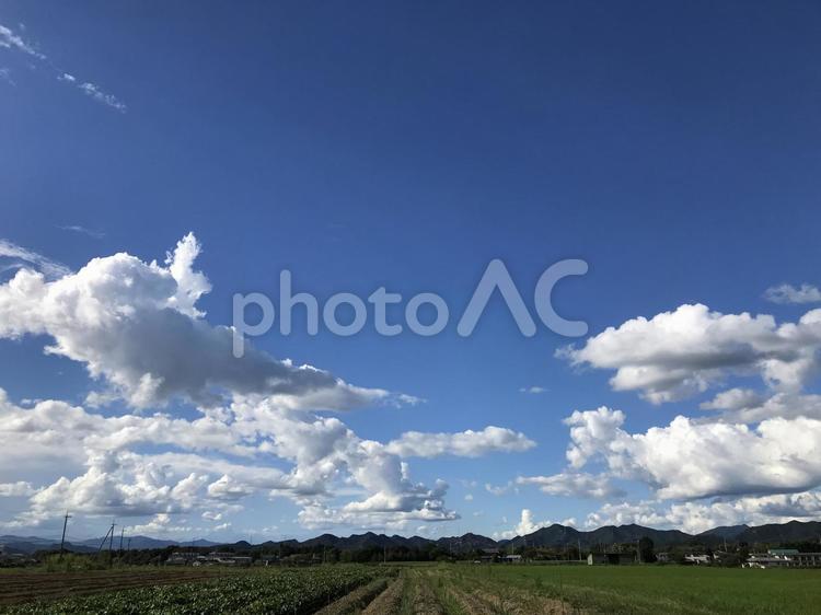 田舎の風景 空,晴天,ブルースカイの写真素材