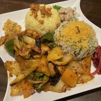 デビルシュリンプとライス×ヌードルの写真