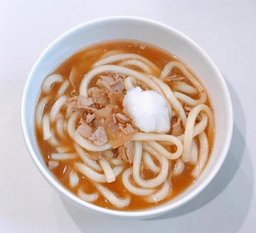 おろし肉うどん おろし肉うどんの写真