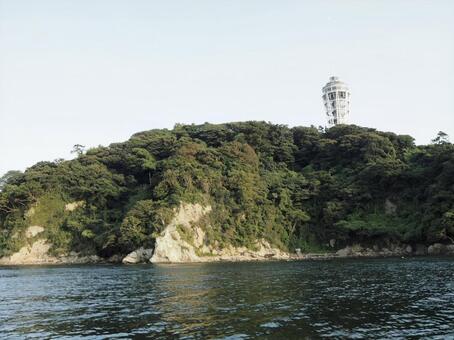 船から見た江ノ島 海,水面,波の写真素材