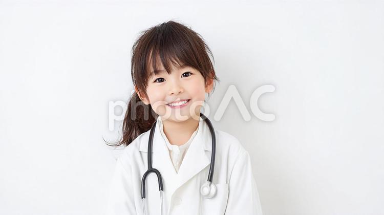 医者の格好をした女の子 将来の夢,医者,子どもの写真素材