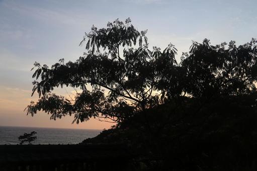 A wonderful evening view of Dogashima from the hot spring town, JPG A wonderful evening view of Dogashima from the hot spring town, JPG
