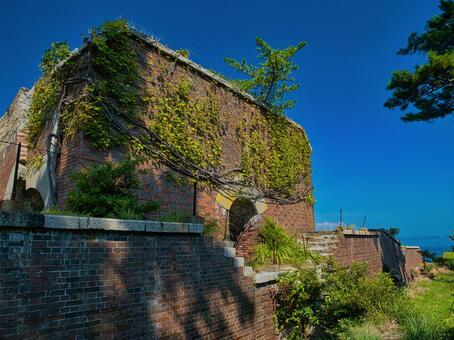 友ヶ島第三砲台跡 廃墟,怪しげ,レンガの写真素材