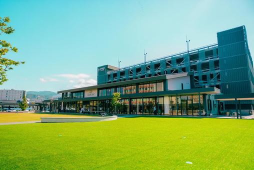 【福井】敦賀駅周辺のちえなみき広場 敦賀駅,ちえなみき,広場の写真素材