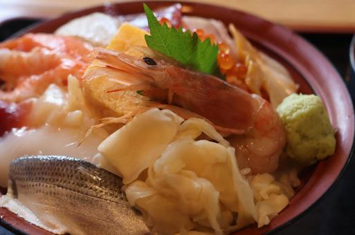 海鮮丼 海鮮丼 の写真