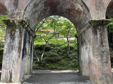 南禅寺　水路閣 水路閣,南禅寺,寺院の写真素材