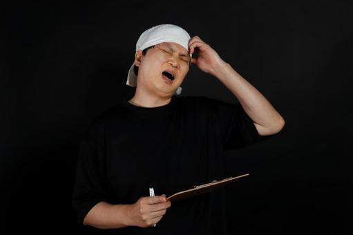 悩む男性の表情 悩む男性の表情 男性,悩む,表情の写真素材