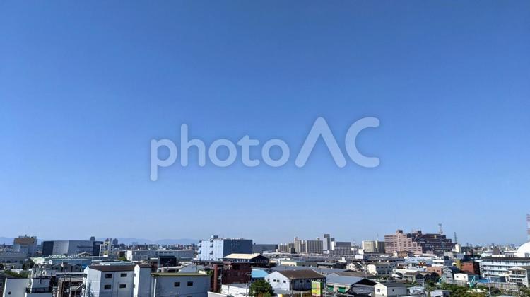 グラデーションのきれいな青空風景 青空,スペース,背景の写真素材