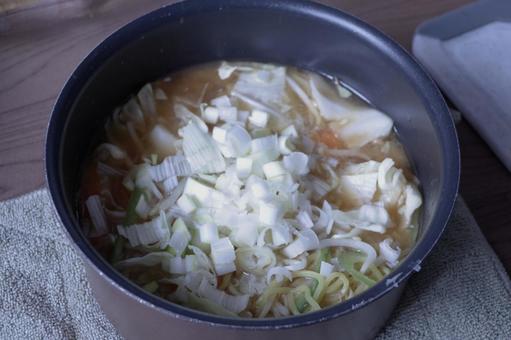 自分で作った味噌ネギラーメン ラーメン,味噌,ネギの写真素材