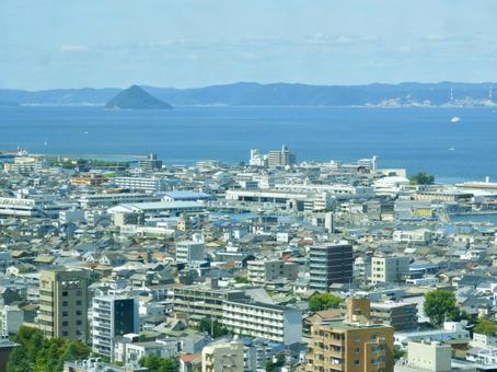 香川県庁から遠望する高松漁港周辺の景観 香川県庁から遠望する高松漁港周辺の景観の写真