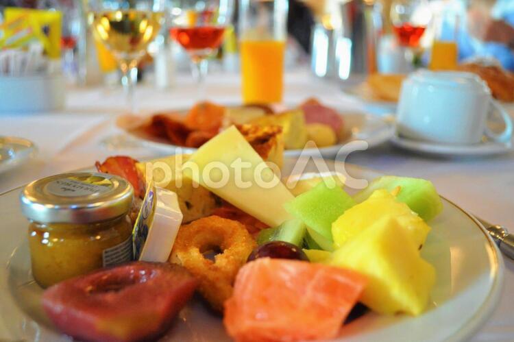 ホテル朝食 外国,スペイン,ヨーロッパの写真素材