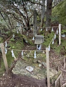 御岩山頂の祠 御岩山頂の祠 茨城県,日立市,御岩神社の写真素材