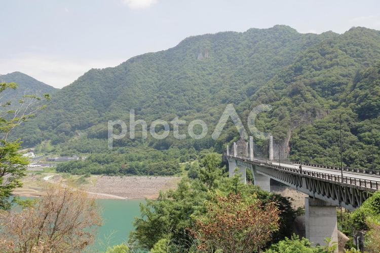 【群馬県】不動大橋と八ッ場ダム 群馬県,八ッ場ダム,吾妻川の写真素材