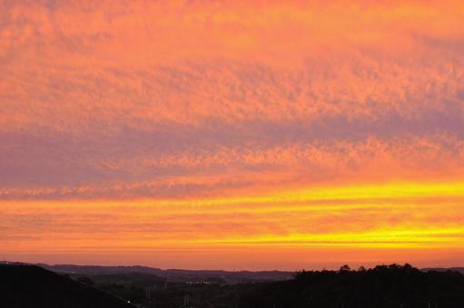 夕方 雲 夕焼け 空 夕日 夕方 雲 夕焼け 空 夕日の写真