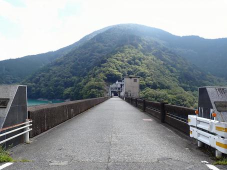 井川堰堤③@202509静岡市井川 井川湖,オクシズ,ダムの写真素材