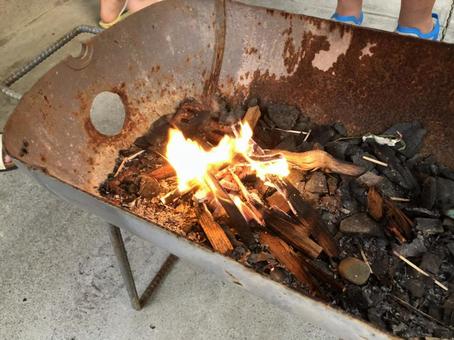 Bonfire at home, JPG Bonfire at home, fire, obon tray, summer vacation, JPG