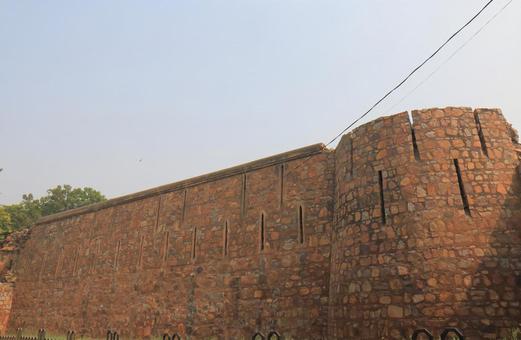 インド　ニューデリーの遺跡　フェロツ　シャー　コトラの写真