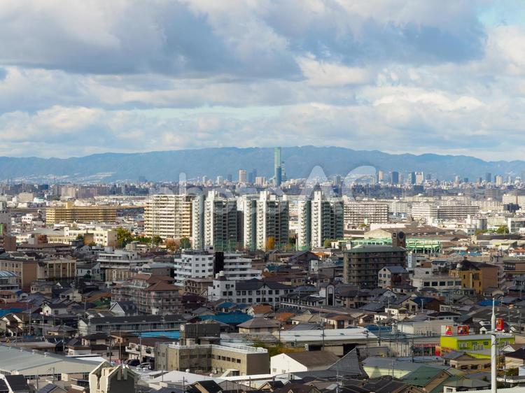 大阪の市街地風景 大阪市,柏原市,市街地の写真素材