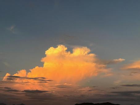 Cumulonimbus clouds in the sunset, JPG Cumulonimbus clouds in the sunset, JPG