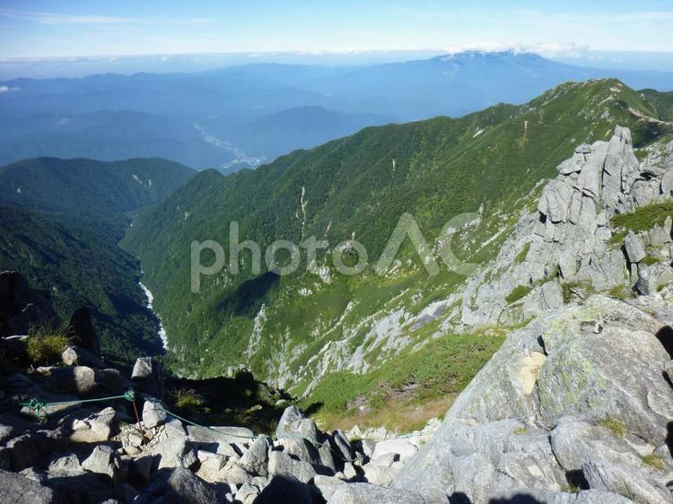 木曽駒ケ岳から御嶽山を望む 木曽駒ケ岳,御嶽山,中央アルプスの写真素材