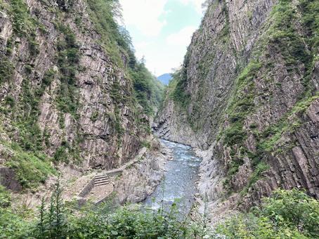 清津峡トンネルからの景色 清津峡トンネルからの景色 川,山,渓谷の写真素材