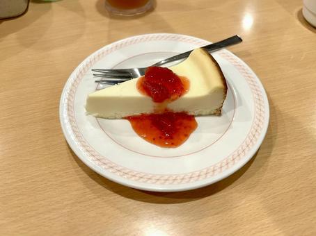 レアチーズケーキ レアチーズケーキの写真