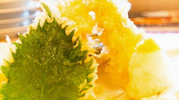 天ぷら盛り合わせ 天ぷら盛り合わせ 天ぷら,日本料理,和食の写真素材