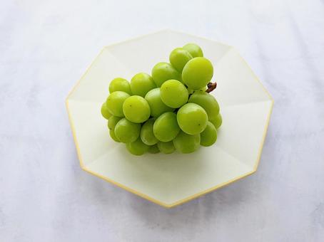 Photo, shine muscat, from okayama prefecture, sweet, 
