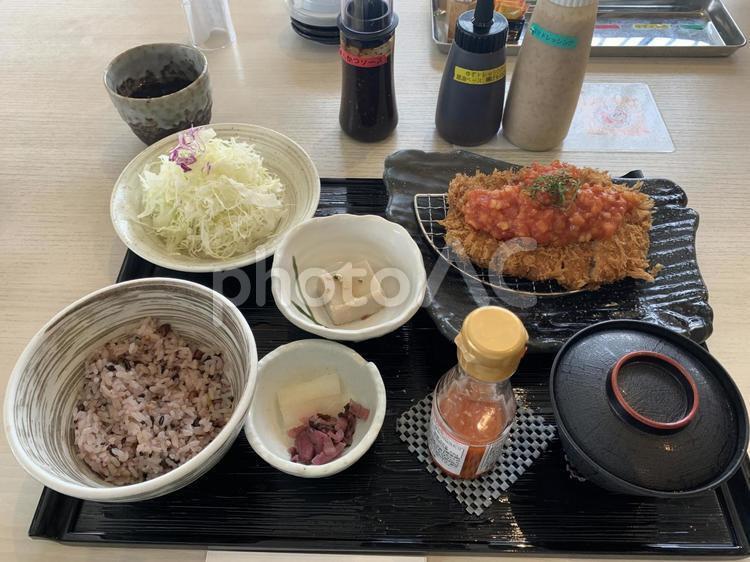 2025.07　とんかつ定食 昼食,とんかつ,定食の写真素材