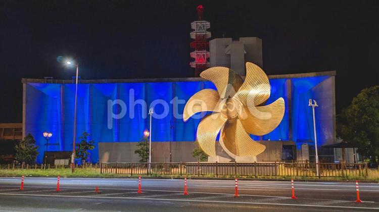 光と影が織りなす今治の夜景-14 愛媛県,今治市,景色の写真素材