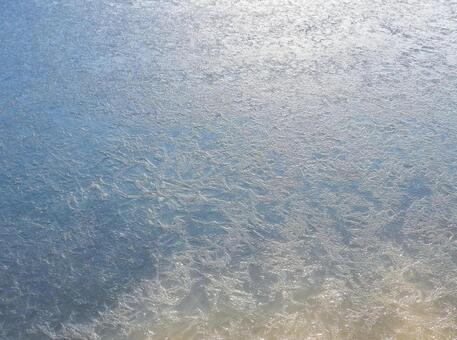 冬イメージ〜凍った水面 氷,背景,薄氷の写真素材