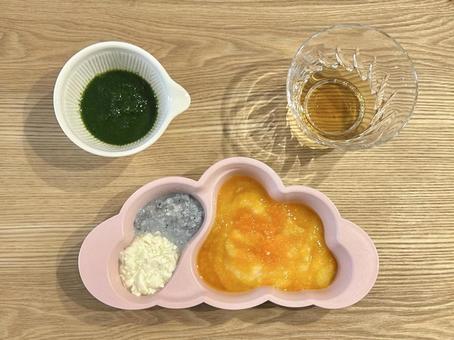 Photo, baby food, rice, 10 times more, 