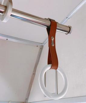 吊革 吊革,安全,吊り輪の写真素材