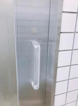 ドア door,ハンドル,施錠の写真素材