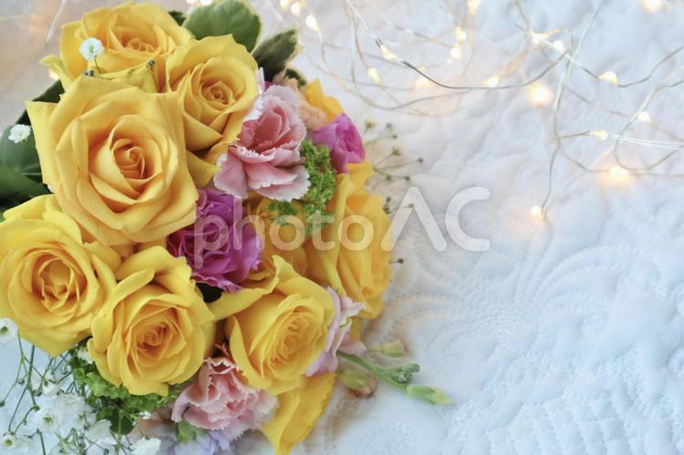 フェアリーライトと薔薇のメッセージカード クリスマス,バラ,花の写真素材