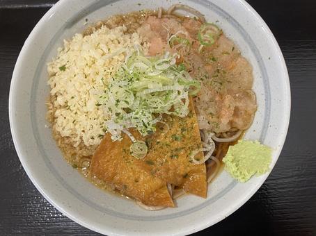 きつねそば 揚げ玉 わさび きつねそば 揚げ玉 わさびの写真