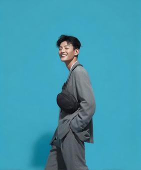 明るい笑顔が印象的な男性ポートレート 明るい笑顔が印象的な男性ポートレートの写真