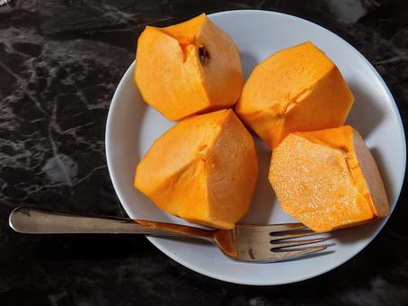 皮を剥いた柿 柿,果物,フルーツの写真素材