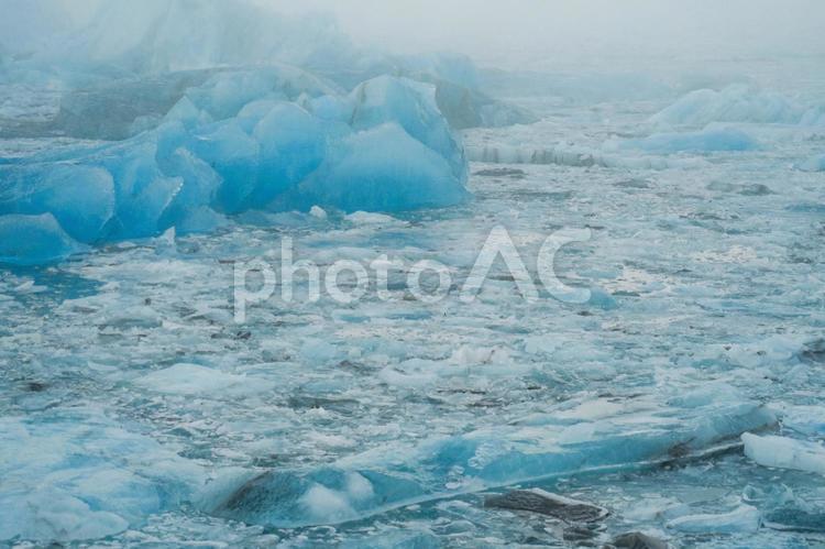 青氷の風景（アイスランド） 氷河,青氷,ヴァトナヨークトルの写真素材