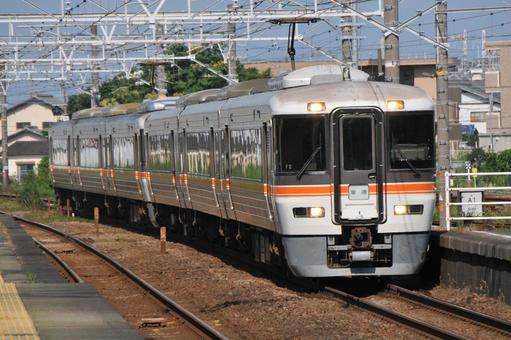 373系 ホームライナー 373系 ホームライナーの写真