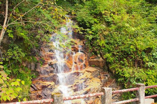 秋色の安曇野 中房川支流の滝 秋色の安曇野 中房川支流の滝 信州,安曇野,安曇野市の写真素材
