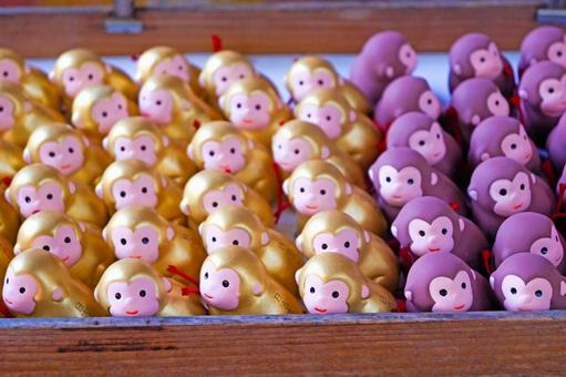 滋賀・大津市 日吉大社 神猿みくじ 日吉大社,おみくじ,みくじの写真素材