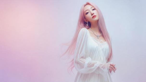 K-POP風ホワイトドレス K-POP風ホワイトドレスの写真