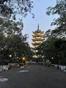 中国の公園の塔 中国の公園の塔の写真