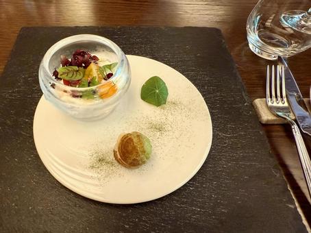 モネをイメージした前菜 モネをイメージした前菜 京都,日本,料理の写真素材