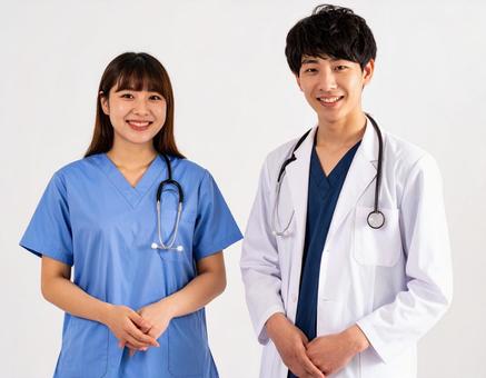 医師・看護師の医療チームのイメージ 医師・看護師の医療チームのイメージの写真