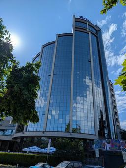 近代的なビル ビル,ミラー,ヴァルナの写真素材