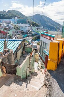 甘川文化村の坂道 甘川文化村,韓国,釜山の写真素材