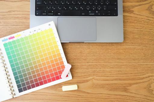 デザイナーの机 デザイナーの机の写真